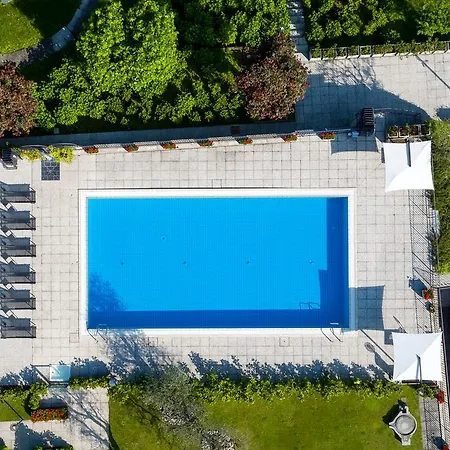 Apartment Maderni Como
