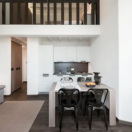 Apartamento Maderni Como
