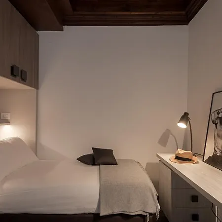 Apartamento Maderni Como